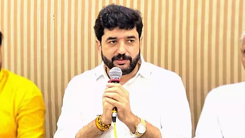 sunil deodhar likely to get chance from BJP for Pune Lok Sabha election 2024 murlidhar mohol political news