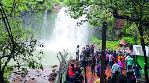 Thoseghar Kelvali waterfall