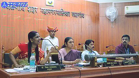 Mayor Deputy Mayor statement about Our development will be visible in December jalgaon news