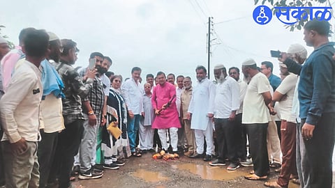 Former Minister and MLA Jayakumar Rawal and office bearers during Bhoomi Puja for various development works.