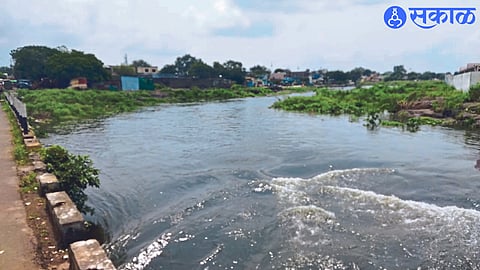 Water flowing from the bed of Anjani river.