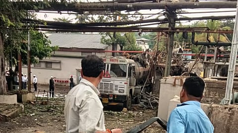 big explosion in Century Company in Ulhasnagar area Four to five people are feared dead Many workers injured