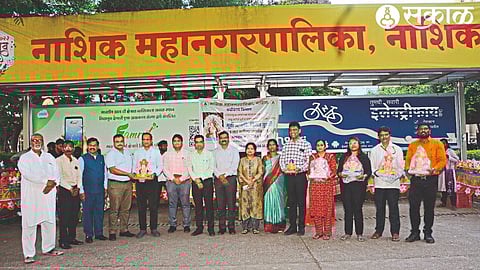 While inaugurating the eco-friendly Ganapati stall at the municipal headquarters, Commissioner Dr. Ashok Karanjkar