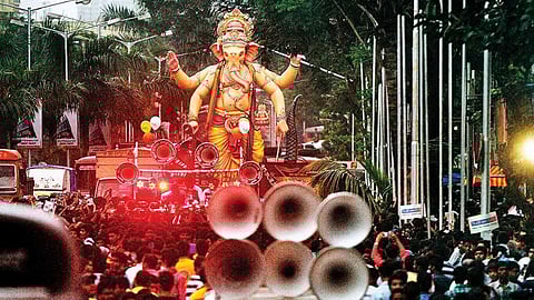 Ganpati Visarjan Miravnuk Kolhapur