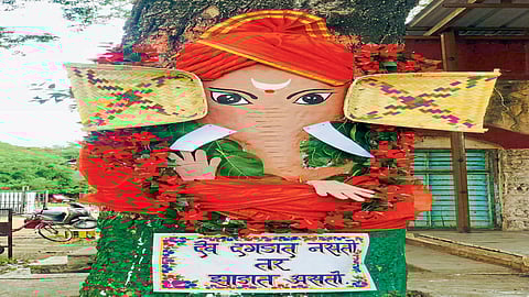 Ganeshotsav 2023 : सोनमाळी विद्यालयात इको-फ्रेंडली गणपती ; कर्जतकरांची दर्शनासाठी गर्दी; शिक्षकांचा उपक्रम