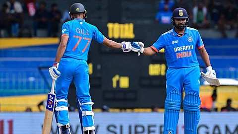 Rohit Sharma Angry Shubman Gill Asia Cup 2023 Final IND Vs SL