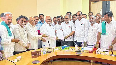 Raju Shetti Shivanand Patil Sugarcane Rate