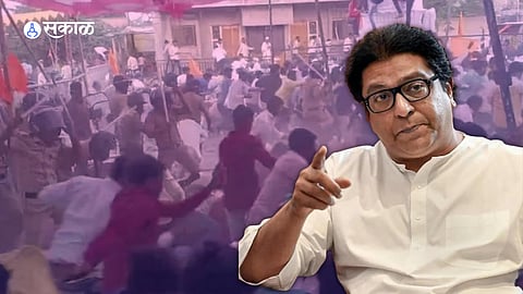 Raj Thackery Criticize CM Shinde Govt over Jalna Maratha reservation Andolan police Lathi charge