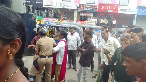 akola municipal corporation gram panchayat employees family attempted self-immolation