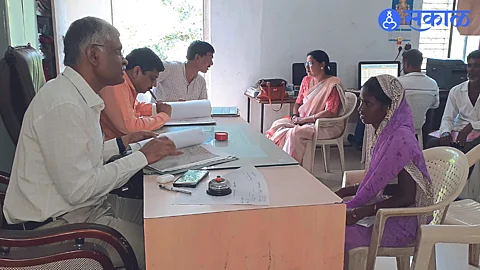 Dhule News : 5 जिल्ह्यांचा भार, कंत्राटी कर्मचाऱ्यांचा आधार; विभागीय वनहक्क अपील समितीची वाट बिकट