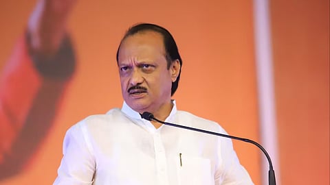 Ajit Pawar: अजित पवारांच्या नावाचा स्टीकर सत्तारांनी काढला अन्..