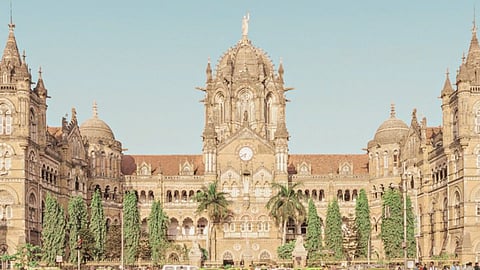 मुंबईत मराठीचं! मराठी भाषेला विरोध करणाऱ्या व्यापाऱ्यांना सुप्रिम कोर्टाचा दणका; न्यायाधीश म्हणाले,'हा तुमचा अहंकार'