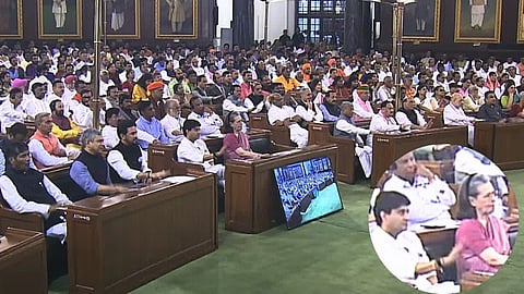 jyotiraditya scindia and sonia gandhi in parliament