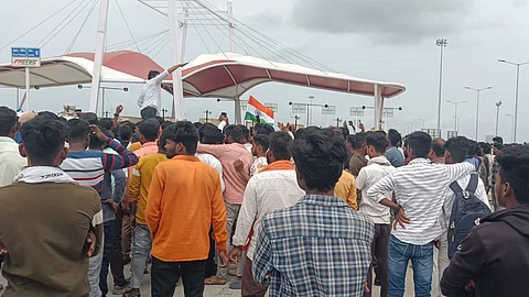 malegav toll naka