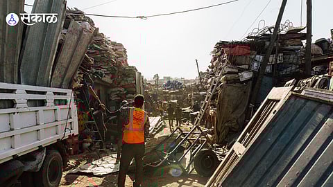 scrap scam in karanja sub centre of mahapareshan in akola eight officials suspended