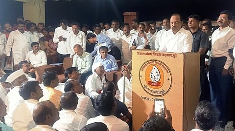 dcm ajit pawar inspected drought affected area of Baramati Inform concerned authorities about situation