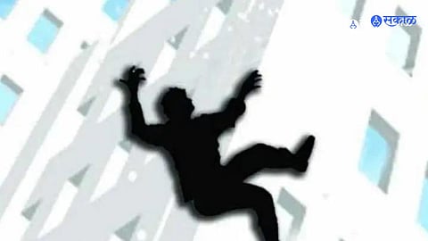 Navi Mumbai : अभ्यासाच्या तणावातून विद्यार्थिनीची १४व्या मजल्यावरुन उडी!