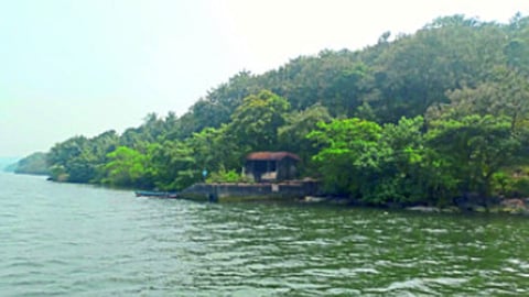Jaigad beach House Boating