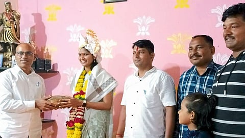 Sushma Mandale Great Success in MPSC Exam