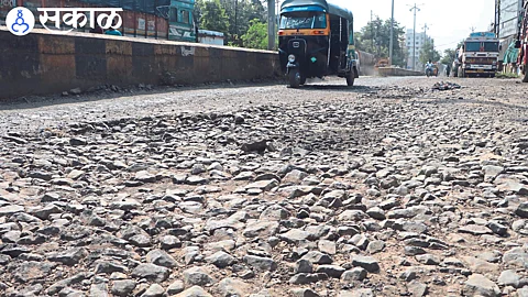 Potholes on Shivajinagar Bridge to Dudh Federation Road.