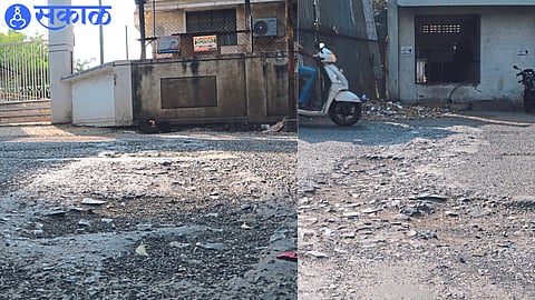 Excavation of new roads for tap connection of Amrut scheme continues in jalgaon news