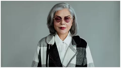 Zeenat Aman Bollywood Actress Tell to youth clothes