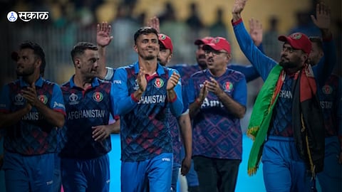 VIDEO: पाकिस्तानला हरवल्यानंतर अफगाणिस्तानच्या खेळाडूंनी 'लुंगी डान्स' गाण्यावर बसमध्ये केला भांगडा
