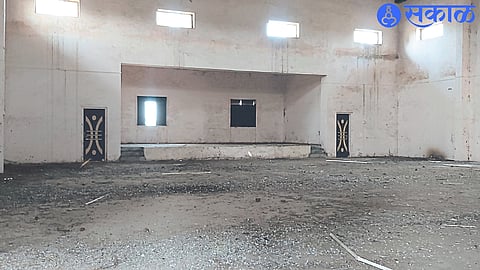 Interior of complex damaged by birds. In the second photo, the damaged electrical fittings and other materials in the complex.