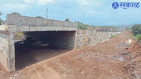 Underpass on Nashik Mumbai highway dangerous nashik news