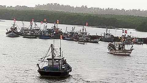 Konkan Rain Arabian Sea Cyclone Orange Alert Ratnagiri