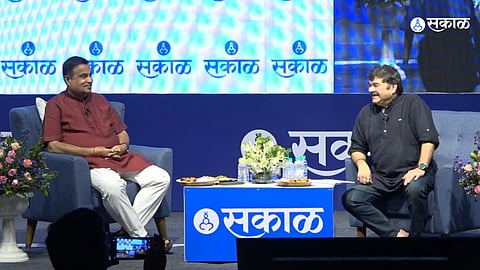 Nitin Gadkari : राजकारण ते आरक्षणाच्या मुद्द्यावर गडकरींची दिलखुसास मुलाखत; वाचा एका क्लीकवर