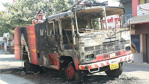 beed maratha reservation protest stone pelting in beed loss of 20 crores Solanke - Kshirsagar are most affected
