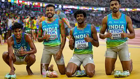Asian Games: चांदीचं रुपांतर सोन्यात !भारताच्या ४ X ४०० रिले संघानं जिंकलं 'गोल्ड', महिलांनीही जिंकलं रौप्य पदक