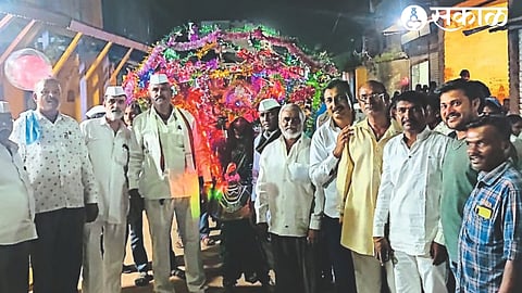 On the occasion of Namsaptah at Mulher, local citizens, Namsaptah Committee, Gram Panchayat officials participating in the procession wearing masks of Ganpati and Saraswati.