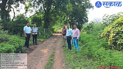 District Officer Mahesh Sudhalkar and colleagues while inspecting Nashirabad to Kusumba road for farmers on Monday.