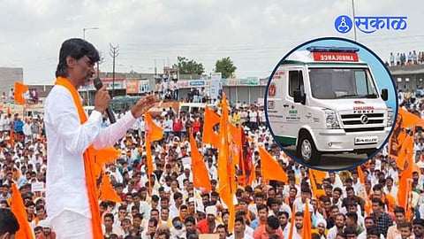 Manoj Jarange Sabha crowd made way for an ambulance after Medical emergency Jalna Maratha reservation