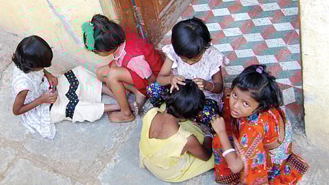 complaints by girls of Vidyadeep Balgruh against superintendent staff of Vidyadeep were supposed to be investigated