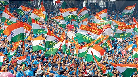 Narendra Modi Stadium Crowd