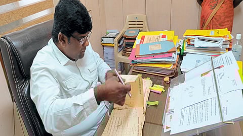 ahmednagar municipal corporation found 120 years old kunbi record maratha reservation