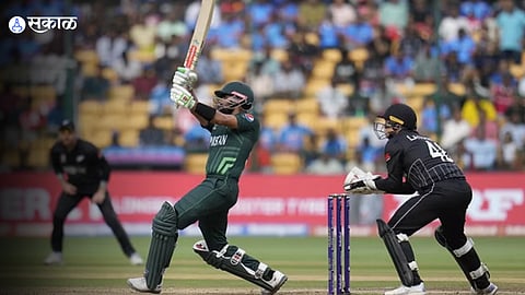 New Zealand vs Pakistan World Cup 2023 Rain stops play in Bengaluru PAK 10 runs ahead on DLS
