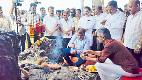Minister Ravindra Chavan