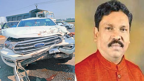 gadchiroli chimur mp ashok nete vehicle hit by a truck near nagpur police traffic