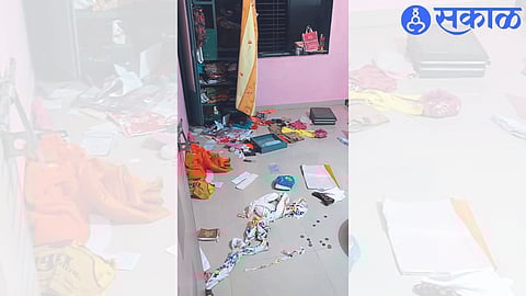 Awkward material in a house in a robbery.