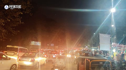 traffic jam at kirkatwadi fata on sinhagad road traffic police pune kirkatwadi