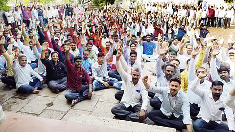 walchandnagar workers warning of aggressive agitation pune marathi news