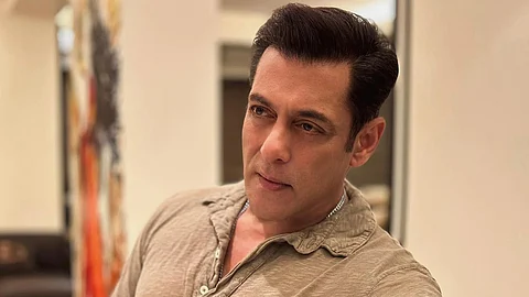 Salman Khan bollywood Actor trolled singer