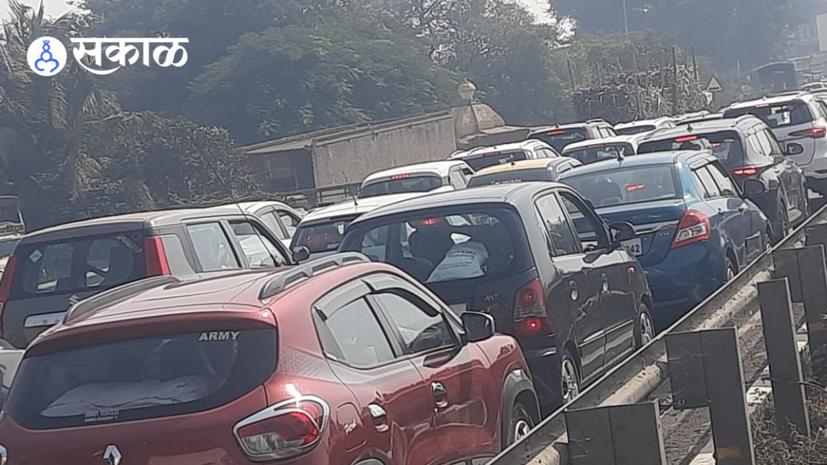 Khambatki Ghat on Pune-Satara National Highway