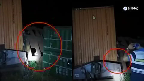 coaches of a goods train derailed near Kasara