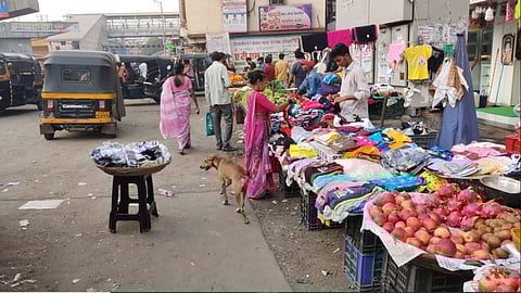 Diva City Road Parking Area