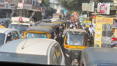 dattanagar chowk traffic jam heavy vehicle traffic police ambegaon pune marathi news